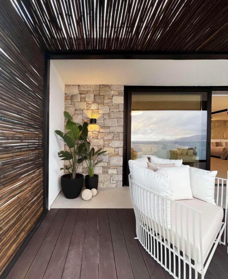Mystique Luxury Suite Achlia Экстерьер фото