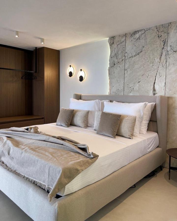 Mystique Luxury Suite Achlia Экстерьер фото