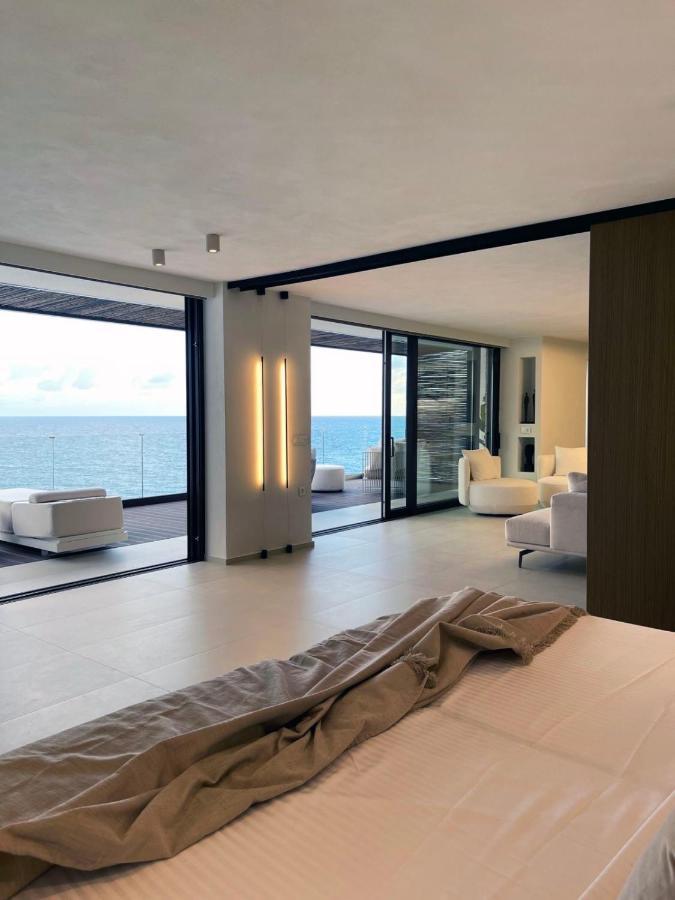 Mystique Luxury Suite Achlia Экстерьер фото