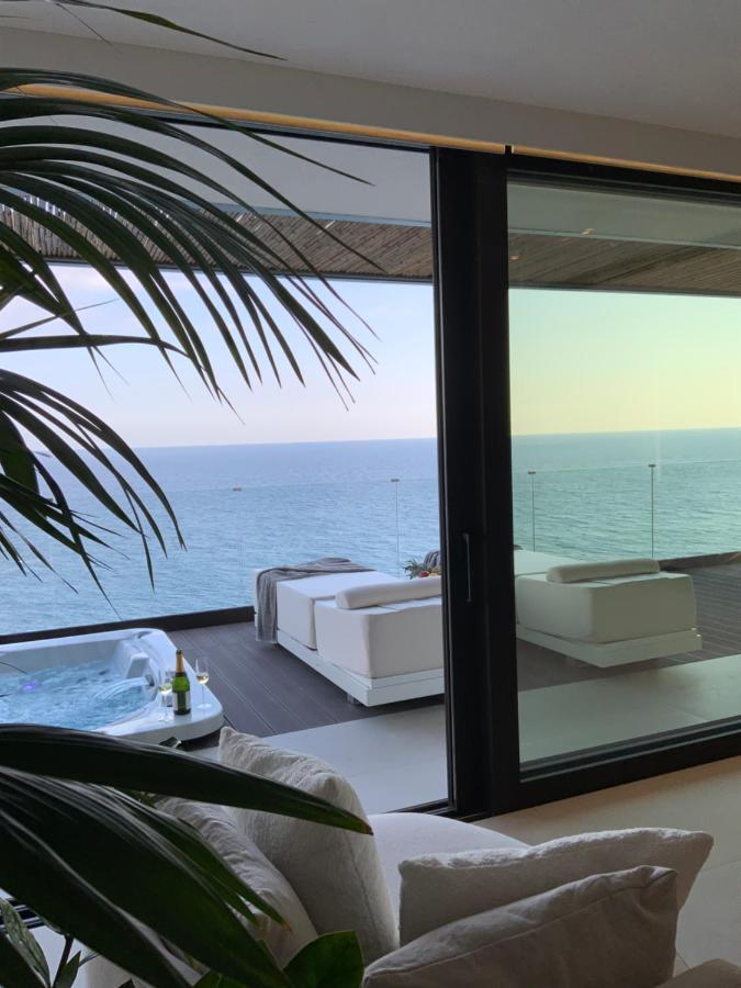 Mystique Luxury Suite Achlia Экстерьер фото