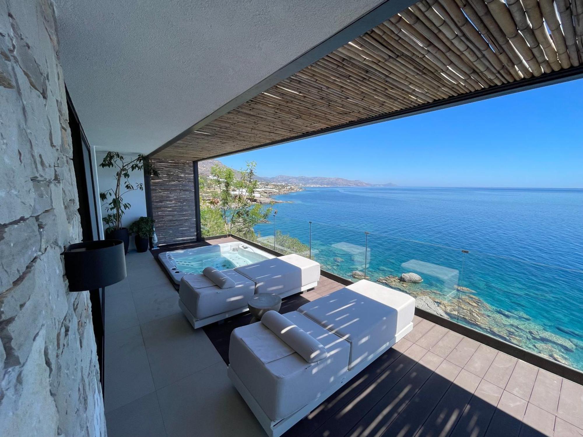 Mystique Luxury Suite Achlia Экстерьер фото