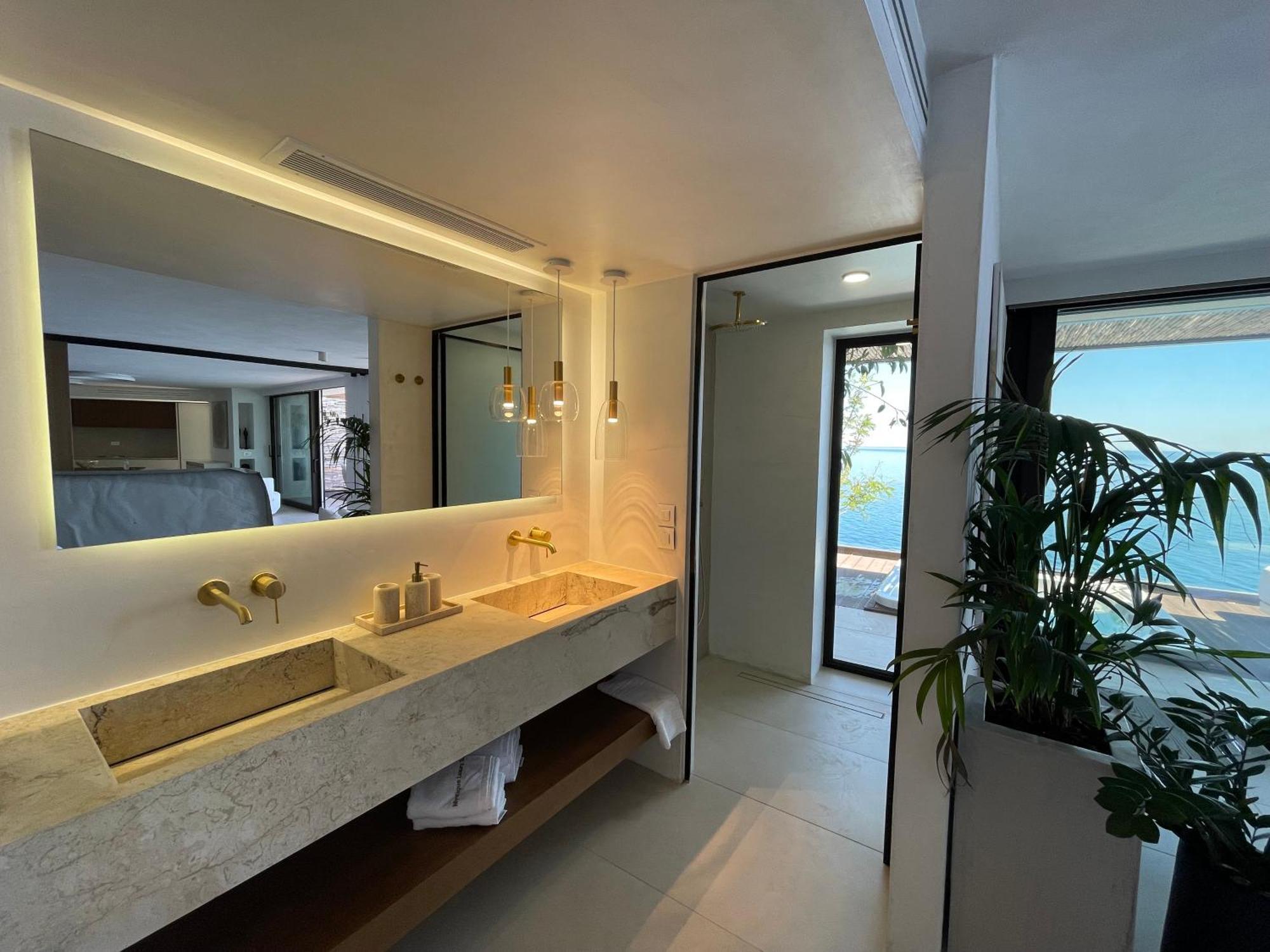 Mystique Luxury Suite Achlia Экстерьер фото